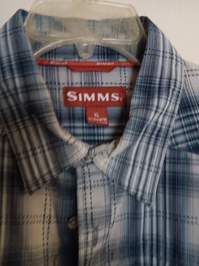 Simms Men's Blue and White Plaid Button-Down Shirt